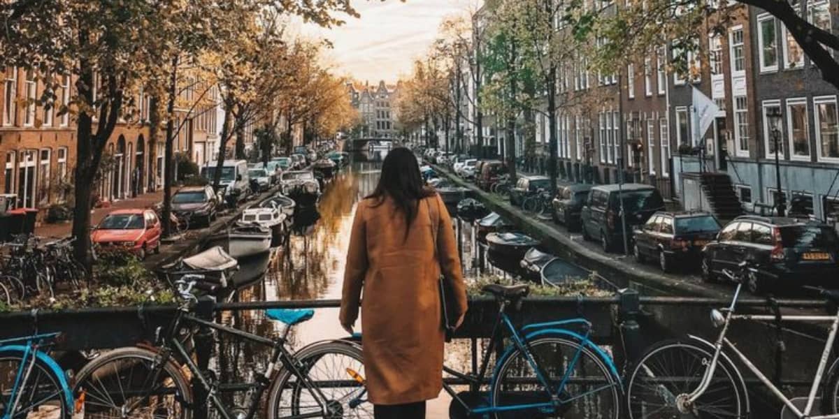 Amsterdam WhatsApp Group